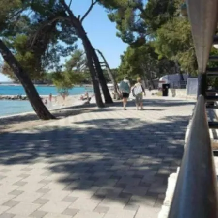 Mobile Butterfly בית נופש